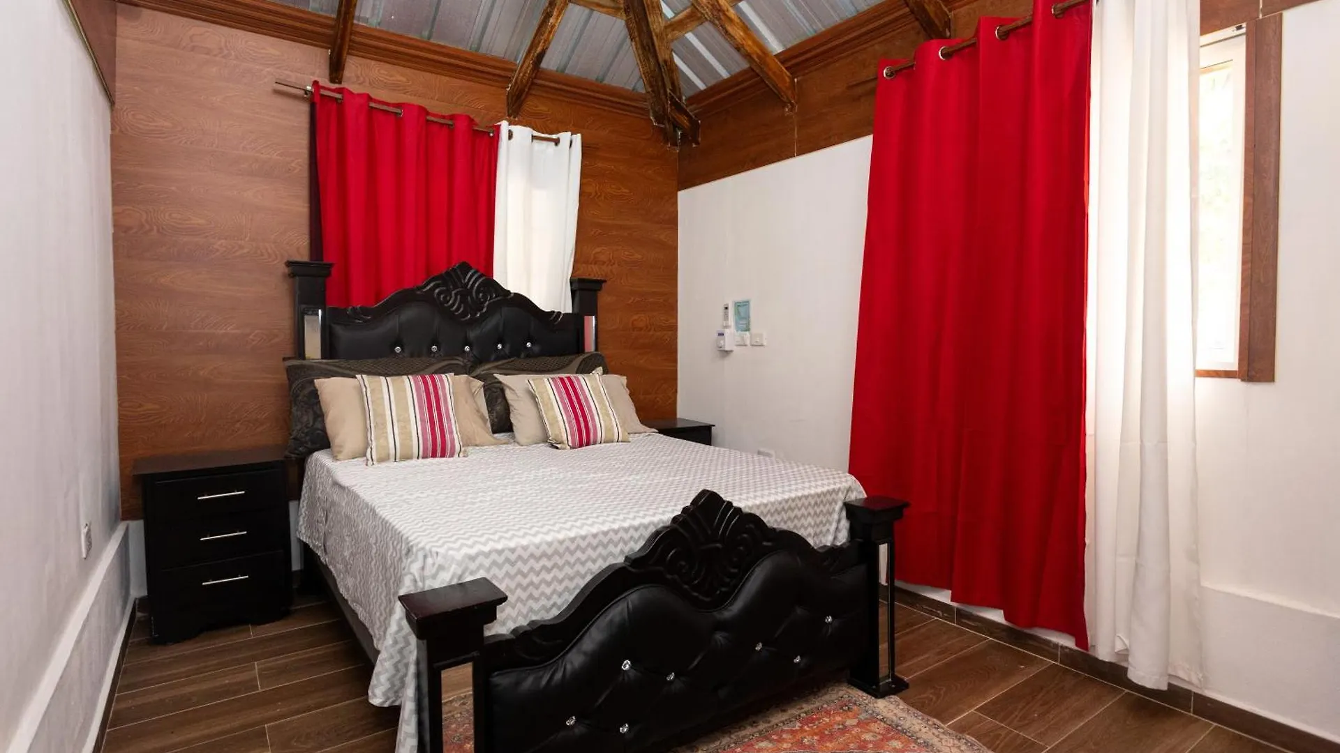 הוילה Casa Palma El Limon Samana 0*,  הרפובליקה הדומיניקנית